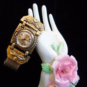 Vintage VENDOME by CORO Victorian Mesh Buckle Bracelet 17 Jewel WORKING WATCH